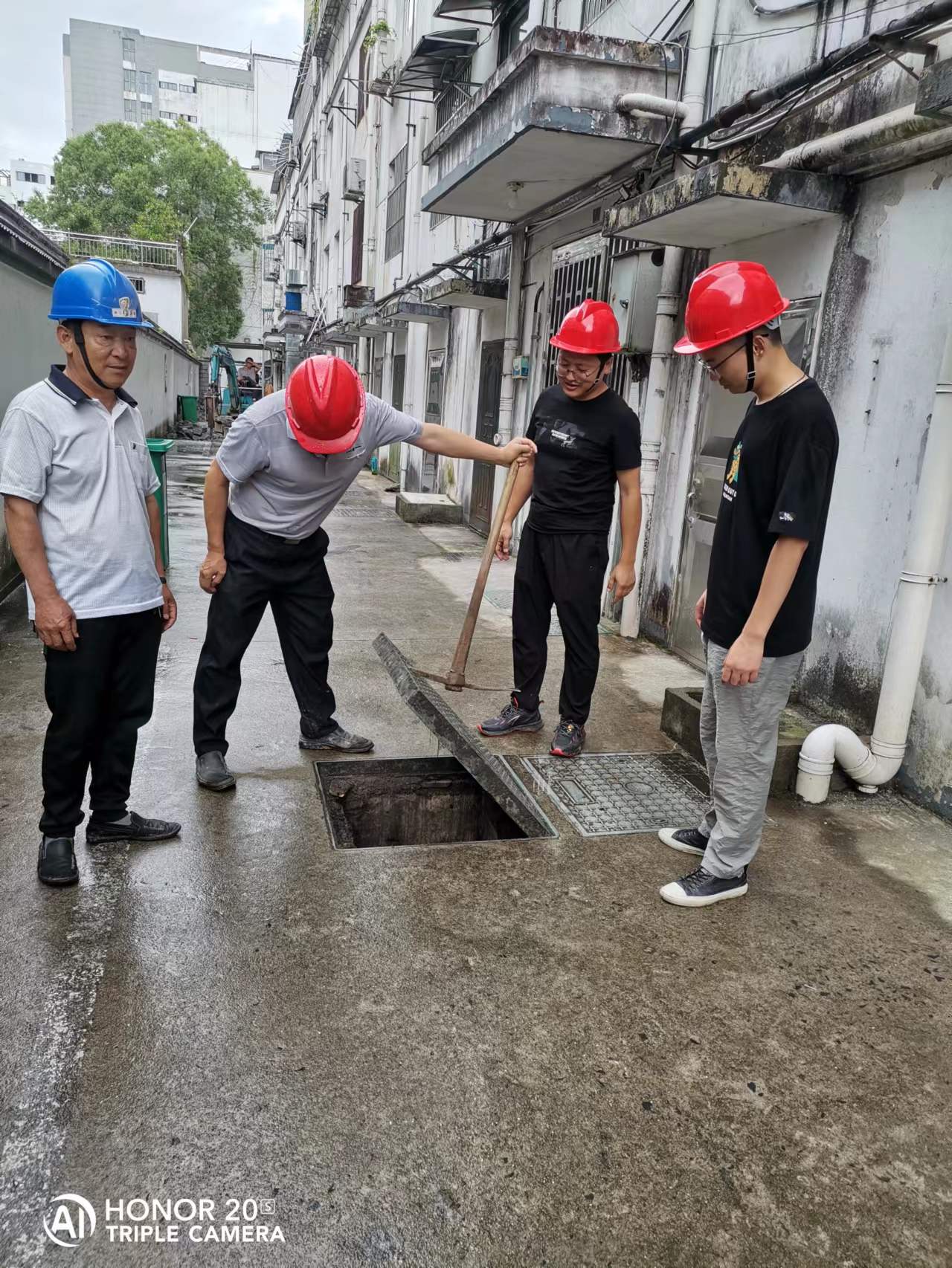 遵守安全生產(chǎn)法，當(dāng)好第一責(zé)任人