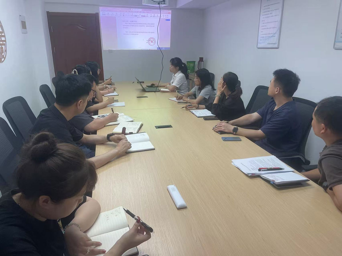 筑牢集團(tuán)風(fēng)險(xiǎn)堤壩，護(hù)航公司高質(zhì)量發(fā)展